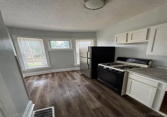 Photo 1 of Sale Pending at 934 Dayton St, Hamilton, OH 45011 | MLS# 1890401 | Listing updated on 2026-09-02