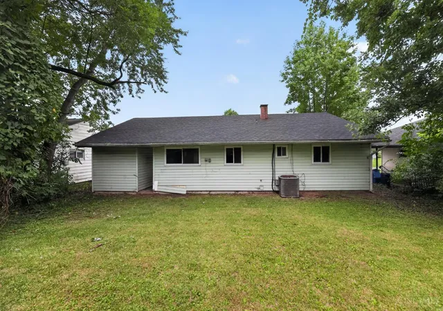 Photo 1 of Single family home for sale at 1305 Landis Ln, Cincinnati, OH 45231 | MLS# 1887595 | Listing updated on 2026-09-03