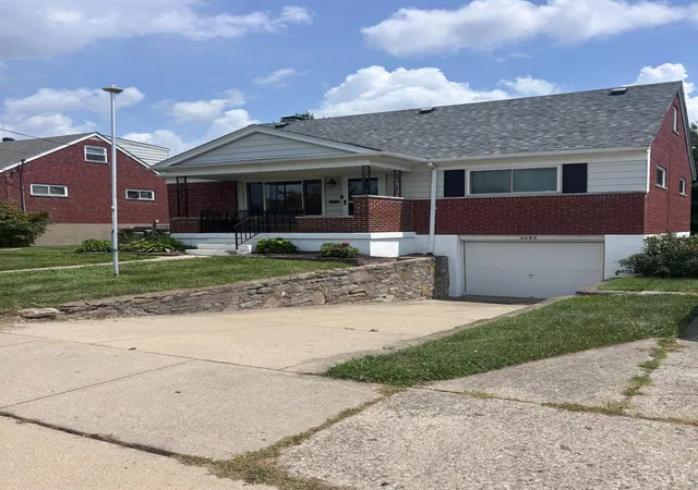 Photo 2 of Single family home for sale at 3492 Moonridge Dr, Cincinnati, OH 45248 | MLS# 1890405 | Listing updated on 2026-08-26