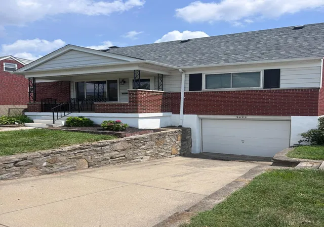 Photo 2 of Single family home for sale at 3492 Moonridge Dr, Cincinnati, OH 45248 | MLS# 1890405 | Listing updated on 2026-08-26