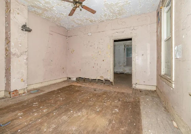 Photo 3 of Sale Pending at 1817 Forbus St, Cincinnati, OH 45214 | MLS# 1890408 | Listing updated on 2026-09-12