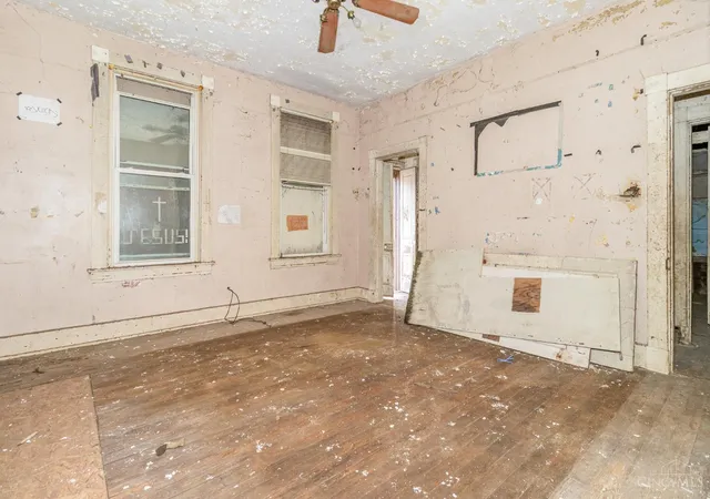 Photo 4 of Sale Pending at 1817 Forbus St, Cincinnati, OH 45214 | MLS# 1890408 | Listing updated on 2026-09-12