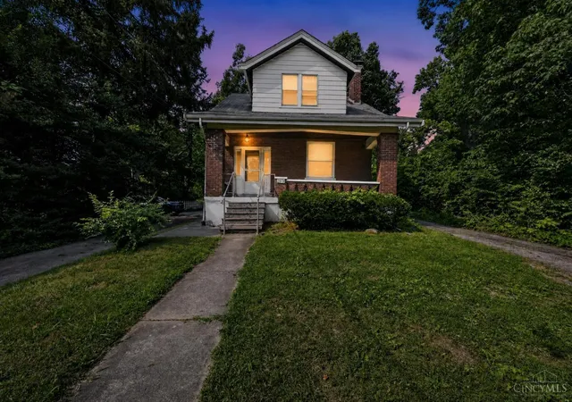 Photo 2 of Sale Pending at 2874 Montana Ave, Cincinnati, OH 45211 | MLS# 1887987 | Listing updated on 2026-08-19