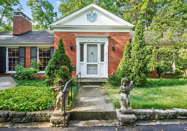 4th image of 155 Magnolia Ave, Glendale, OH 45246 | MLS# 1890257