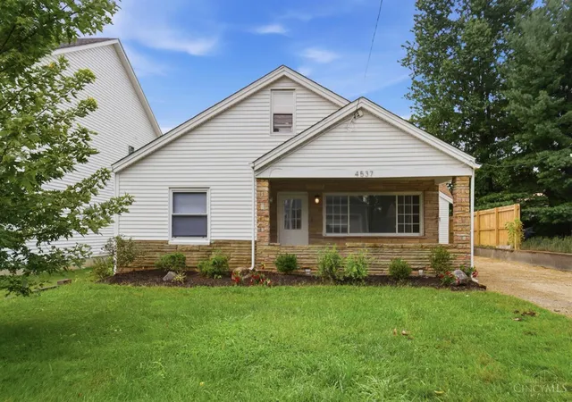 Photo 1 of Single family home for sale at 4537 Leslie Ave, Blue Ash, OH 45242 | MLS# 1886314 | Listing updated on 2026-10-24