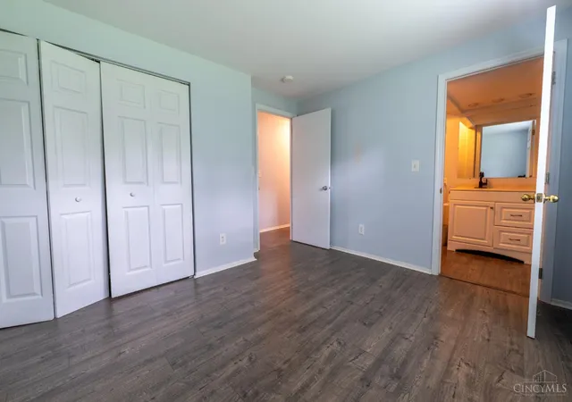 Photo 3 of Single family home for sale at 5977 Vereker Dr, Oxford, OH 45056 | MLS# 1890324 | Listing updated on 2026-09-21