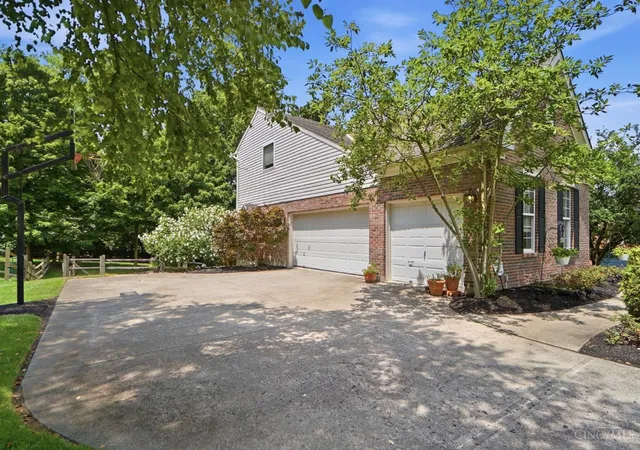 3rd image of 1030 Westchester Wy, Union Twp, OH 45244 | MLS# 1888146