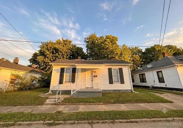 1st image of 2015 Howard Ave, Middletown, OH 45044 | MLS# 1890395