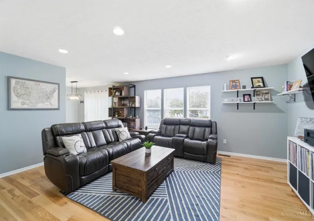 Photo 4 of Townhouse for sale at 6340 Inverness Way, Mason, OH 45040 | MLS# 1890423 | Listing updated on 2026-10-26