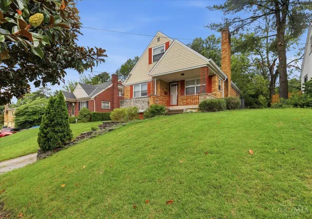 Photo 2 of Single family home for sale at 2612 Kathleen Ct, Cincinnati, OH 45239 | MLS# 1890426 | Listing updated on 2026-09-12