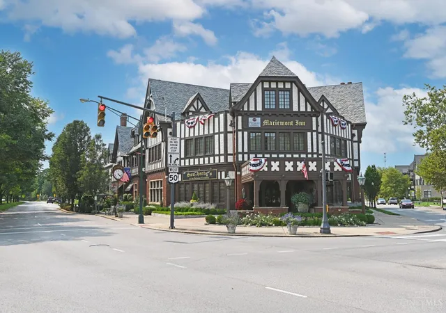 2nd image of 3731 E Ctr, Cincinnati, OH 45227
