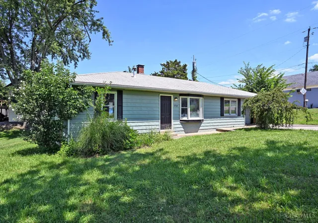 Photo 3 of Single family home for sale at 3760 Pennyroyal Rd, Franklin, OH 45005 | MLS# 1890446 | Listing updated on 2026-08-13