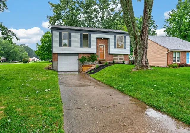 Photo 2 of Single family home for sale at 5801 Patrick Henry Dr, Miami Twp, OH 45150 | MLS# 1890461 | Listing updated on 2026-09-24