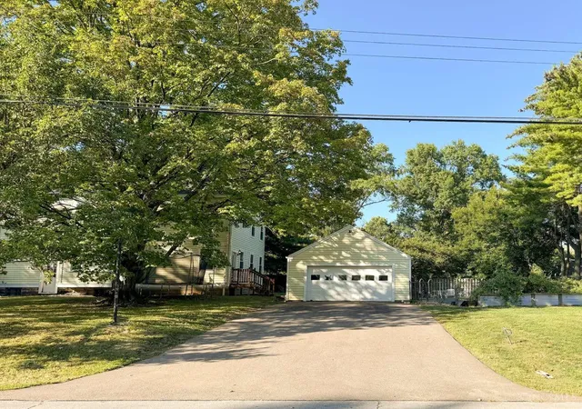 Photo 25 of Sale Pending at 1078 Birney Ln, Anderson Twp, OH 45230 | MLS# 1890365 | Listing updated on 2026-09-01