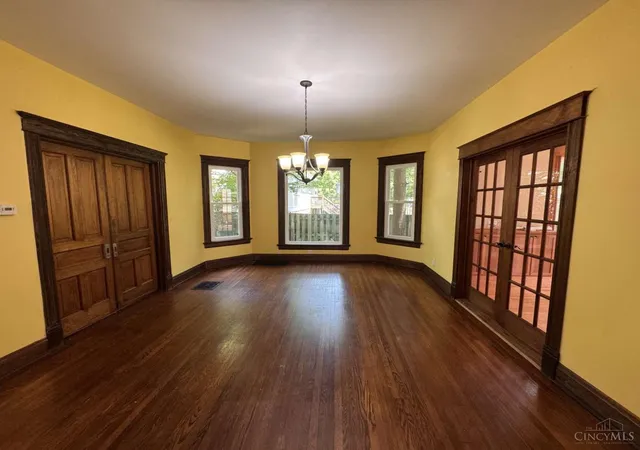 Photo 4 of Single family home for sale at 1078 Birney Ln, Anderson Twp, OH 45230 | MLS# 1890365 | Listing updated on 2026-10-23