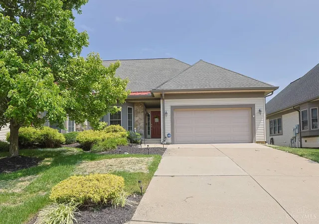 Photo 1 of Single family home for sale at 1704 Harmon Dr, Wyoming, OH 45215 | MLS# 1890495 | Listing updated on 2026-08-31