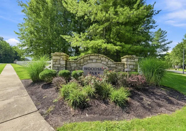 Photo 2 of Sale Pending at 4 Ashwood Pl, Pierce Twp, OH 45102 | MLS# 1890506 | Listing updated on 2026-09-04
