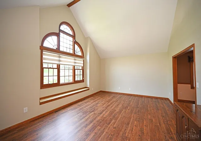 Photo 4 of Sale Pending at 8405 Toddcreek Cir, West Chester, OH 45069 | MLS# 1890413 | Listing updated on 2026-09-06