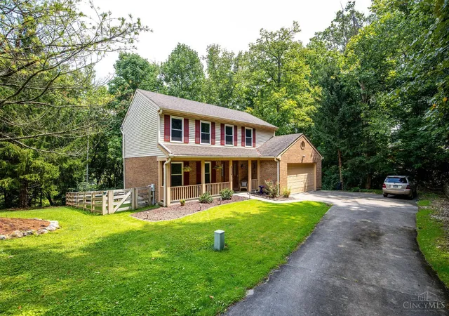 Photo 3 of Sale Pending at 2352 Neeb Rd, Green Twp, OH 45233 | MLS# 1890465 | Listing updated on 2026-09-12