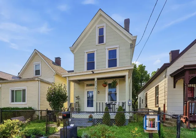 2nd image of 4727 Wilmer Ct, Cincinnati, OH 45226 | MLS# 1890520