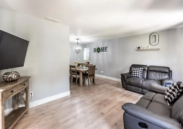 5th image of 301 Marsha Jeanne, Centerville, OH 45458 | MLS# 1890471