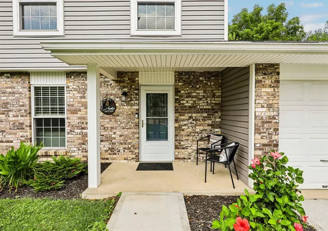 2nd image of 1125 Comanche Pl, Lebanon, OH 45036 | MLS# 1890530