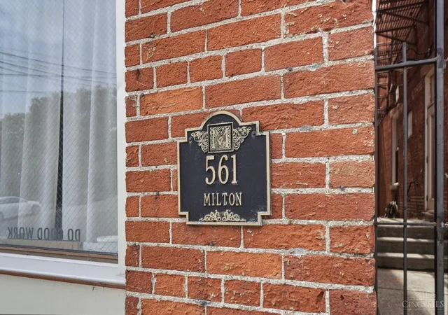 Photo 2 of Condo for sale at 561 Milton St #D, Cincinnati, OH 45202 | MLS# 1890521 | Listing updated on 2026-09-15