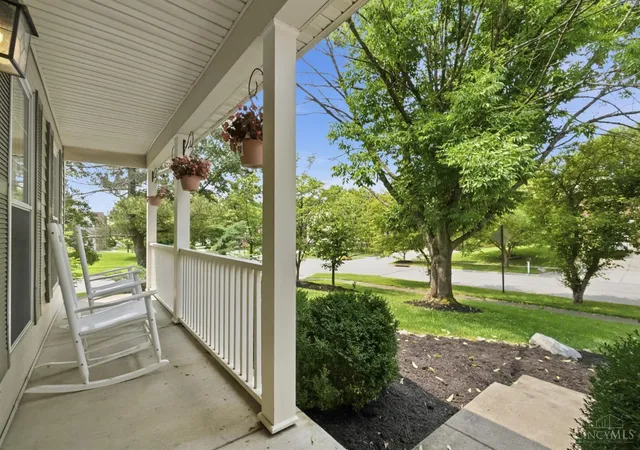 Photo 3 of Sale Pending at 1574 Garfield Park Blvd, Lebanon, OH 45036 | MLS# 1890528 | Listing updated on 2026-08-18
