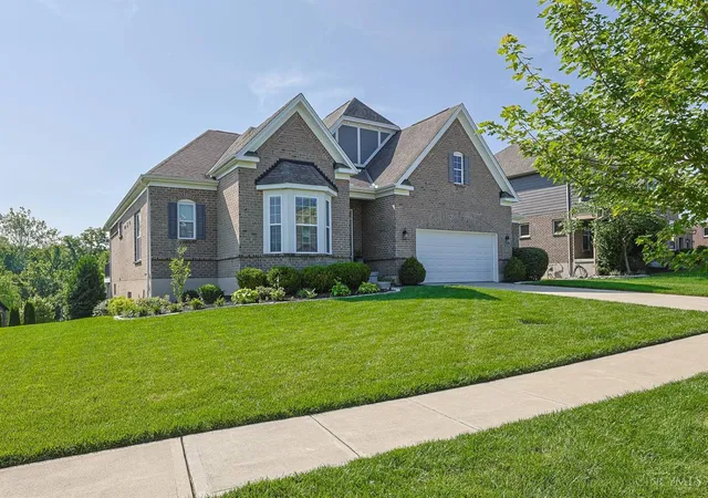 Photo 2 of Sale Pending at 5915 Laurel Run Dr, Liberty Twp, OH 45011 | MLS# 1890560 | Listing updated on 2026-08-20