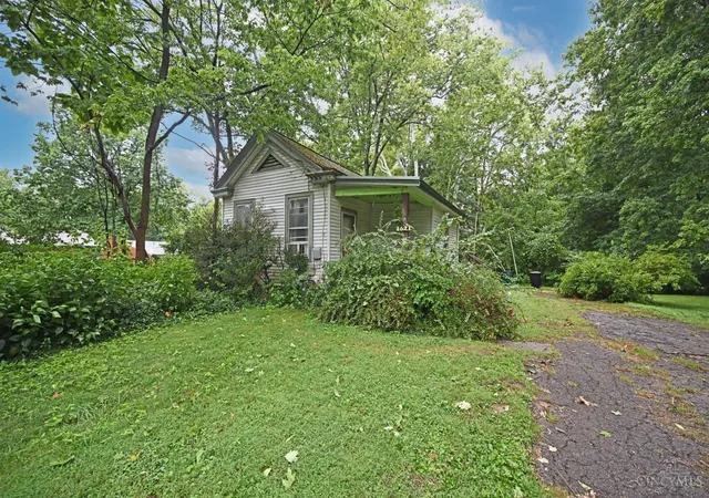 1st image of 1621 Raglan St, Cincinnati, OH 45230 | MLS# 1890570