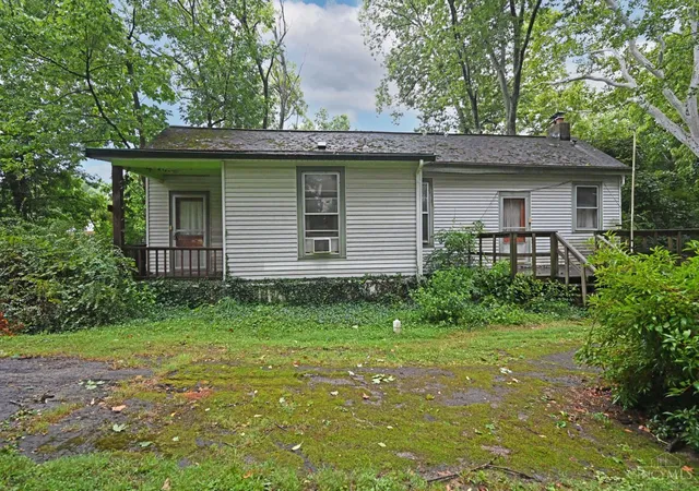 Photo 3 of Sale Pending at 1621 Raglan St, Cincinnati, OH 45230 | MLS# 1890570 | Listing updated on 2026-09-14