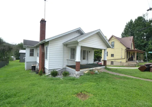 23rd image of 301 S 2nd St, Ripley, OH 45167 | MLS# 1890555