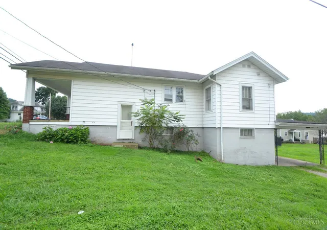 5th image of 301 S 2Nd St, Ripley, OH 45167 | MLS# 1890555
