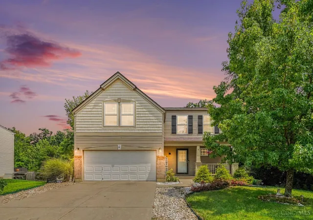 Photo 1 of Sale Pending at 4 Shady Crk Ln, Batavia Twp, OH 45102 | MLS# 1890575 | Listing updated on 2026-08-26