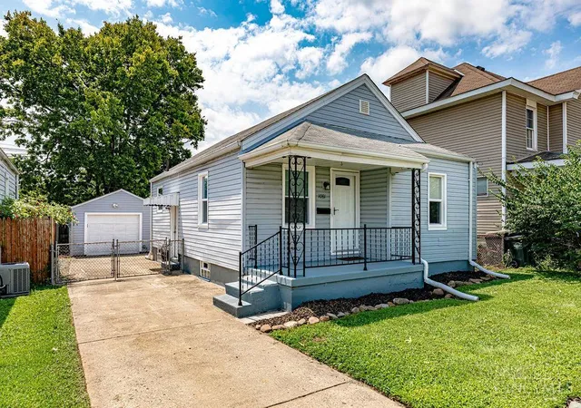 1st image of 1081 Weller Ave, Hamilton, OH 45015 | MLS# 1890556
