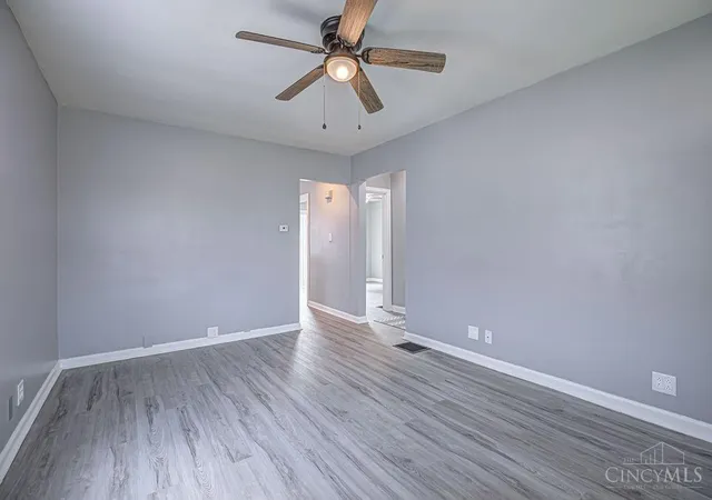 5th image of 1081 Weller Ave, Hamilton, OH 45015 | MLS# 1890556