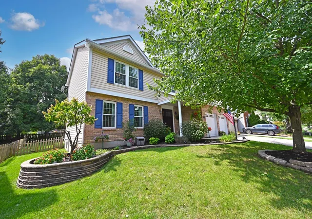 Photo 2 of Sale Pending at 2075 Trailwood Dr, Cincinnati, OH 45230 | MLS# 1890591 | Listing updated on 2026-08-17