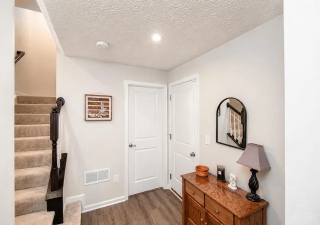 2nd image of 984 Steamboat Dr, Union Twp, OH 45244 | MLS# 1890537