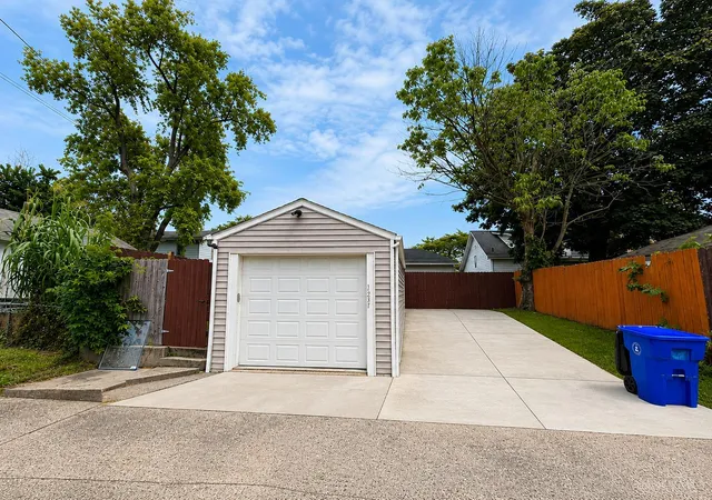 4th image of 1207 Dayton St, Hamilton, OH 45011 | MLS# 1890569