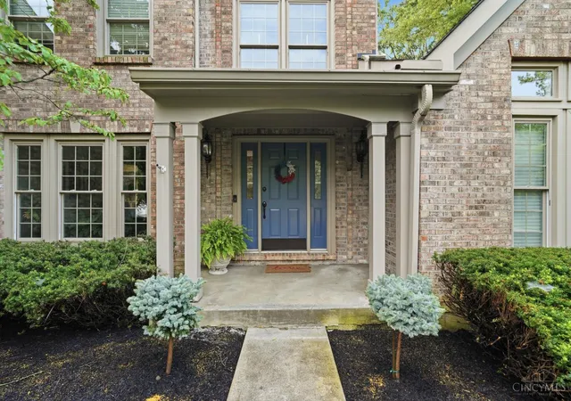 Photo 4 of Single family home for sale at 244 Glen Lake Rd, Loveland, OH 45140 | MLS# 1890494 | Listing updated on 2026-10-23