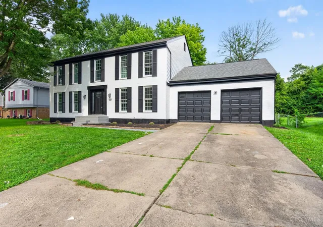 Photo 2 of Sale Pending at 12022 Kenn Rd, Springdale, OH 45240 | MLS# 1890607 | Listing updated on 2026-09-03