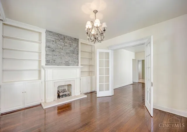 2nd image of 2641 Pleasant Ave, Hamilton, OH 45015 | MLS# 1889935