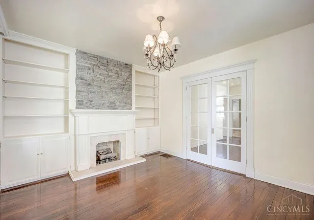 3rd image of 2641 Pleasant Ave, Hamilton, OH 45015 | MLS# 1889935
