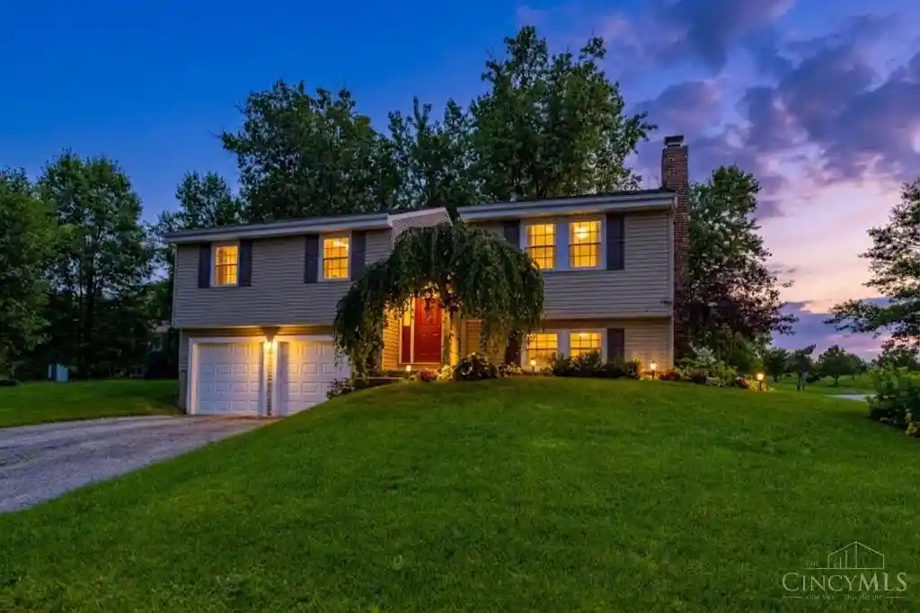 Photo 1 of Sale Pending at 5601 Plowshare Way, West Chester, OH 45069 | MLS# 1890616 | Listing updated on 2026-10-20