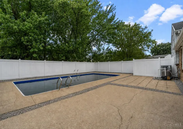 Photo 38 of Sale Pending at 675 Woodgate Rd, Union Twp, OH 45244 | MLS# 1890613 | Listing updated on 2026-09-15