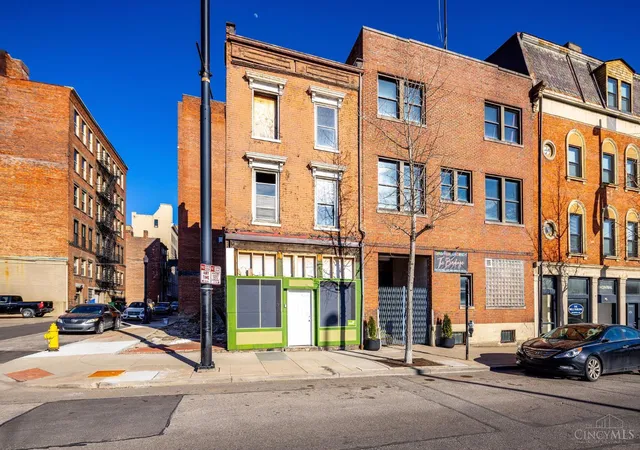 1st image of 414 Central Ave, Cincinnati, OH 45202 | MLS# 1890552