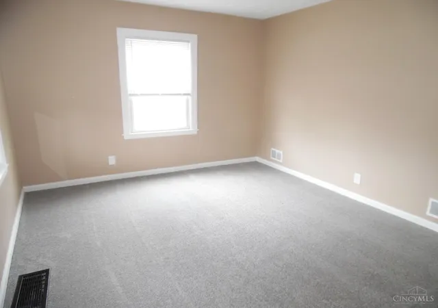 3rd image of 1029 Laurel Ave, Hamilton, OH 45015 | MLS# 1889914