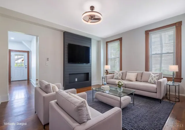 Photo 3 of Sale Pending at 2728 Silverleaf Ave, Cincinnati, OH 45212 | MLS# 1890628 | Listing updated on 2026-09-10
