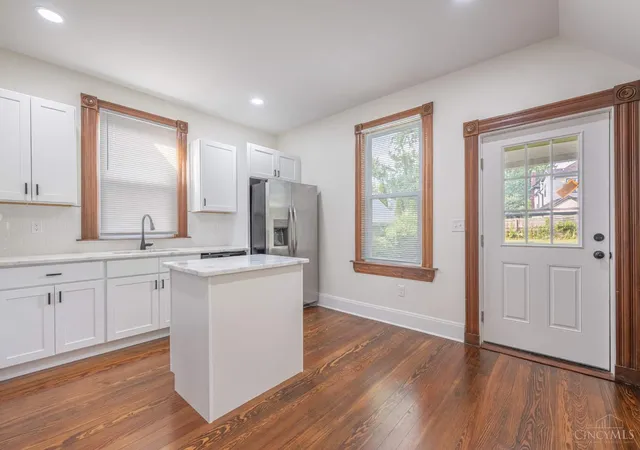 Photo 4 of Sale Pending at 2728 Silverleaf Ave, Cincinnati, OH 45212 | MLS# 1890628 | Listing updated on 2026-09-10