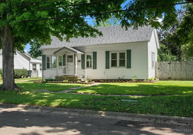 Photo 2 of Sale Pending at 125 W Fancy St, Blanchester, OH 45107 | MLS# 1890454 | Listing updated on 2026-08-18
